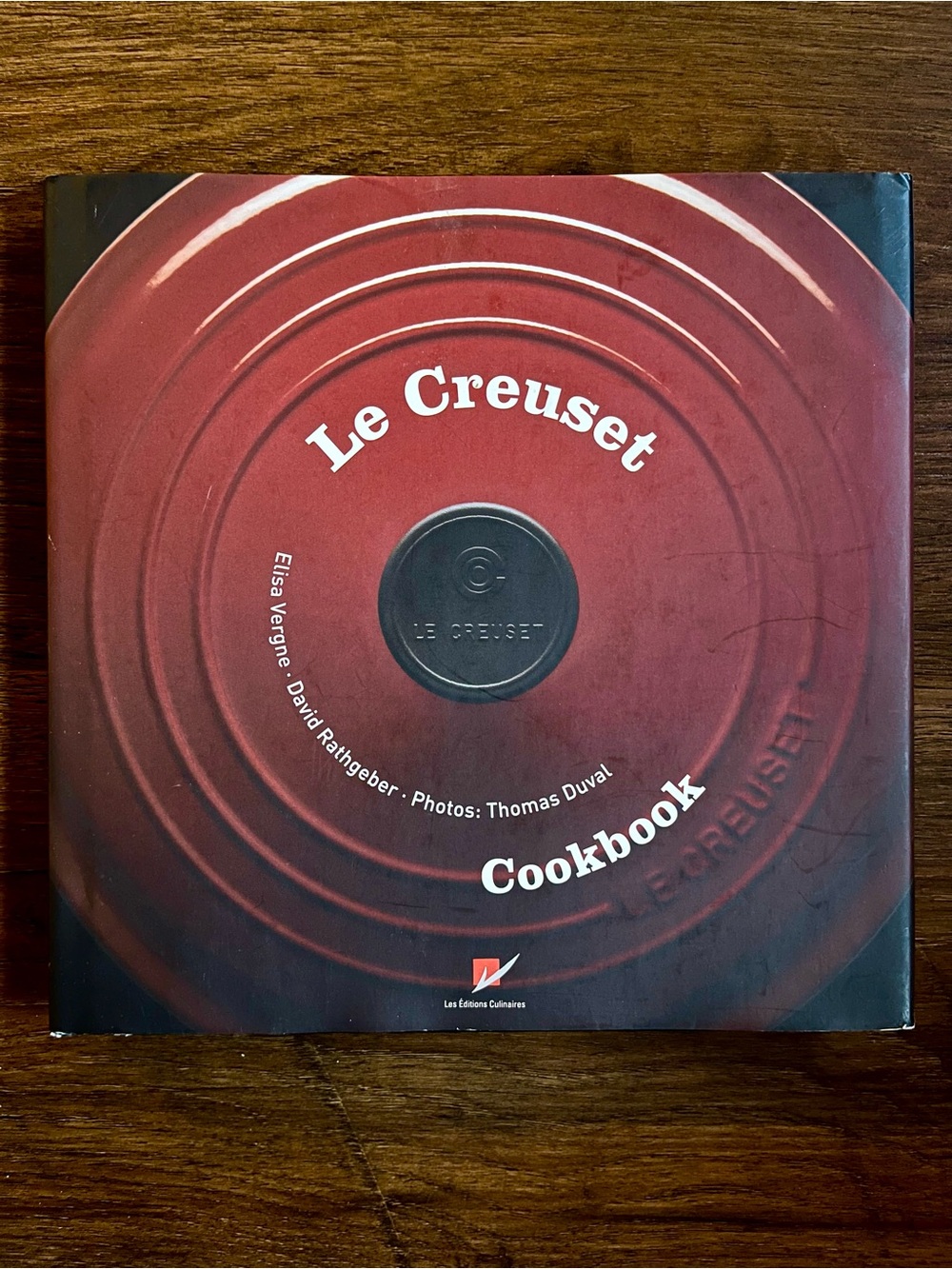 Le Creuset brand Cookbook 1st Edition (2005)